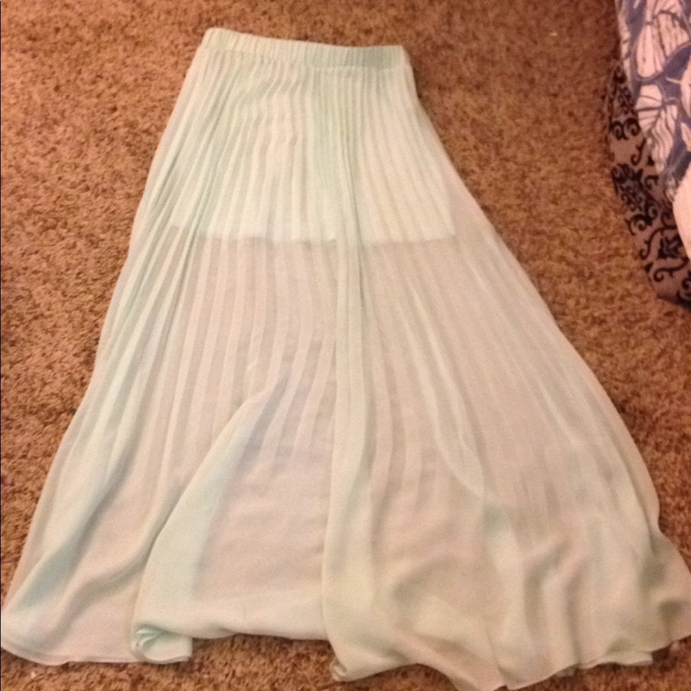 Mint green pleated skirt